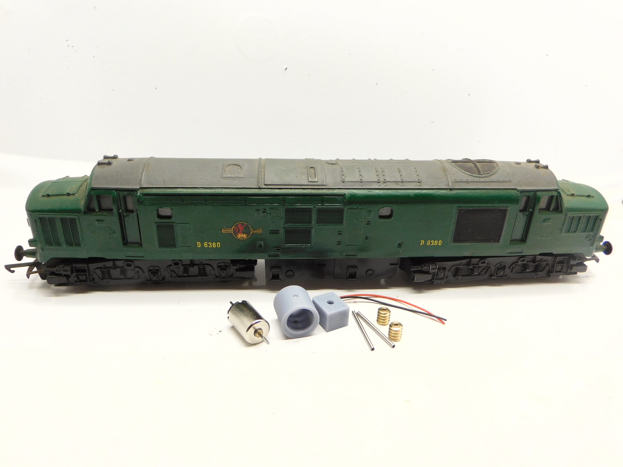 Triang/Hornby Class 31, Class 37, Class 77-EM2