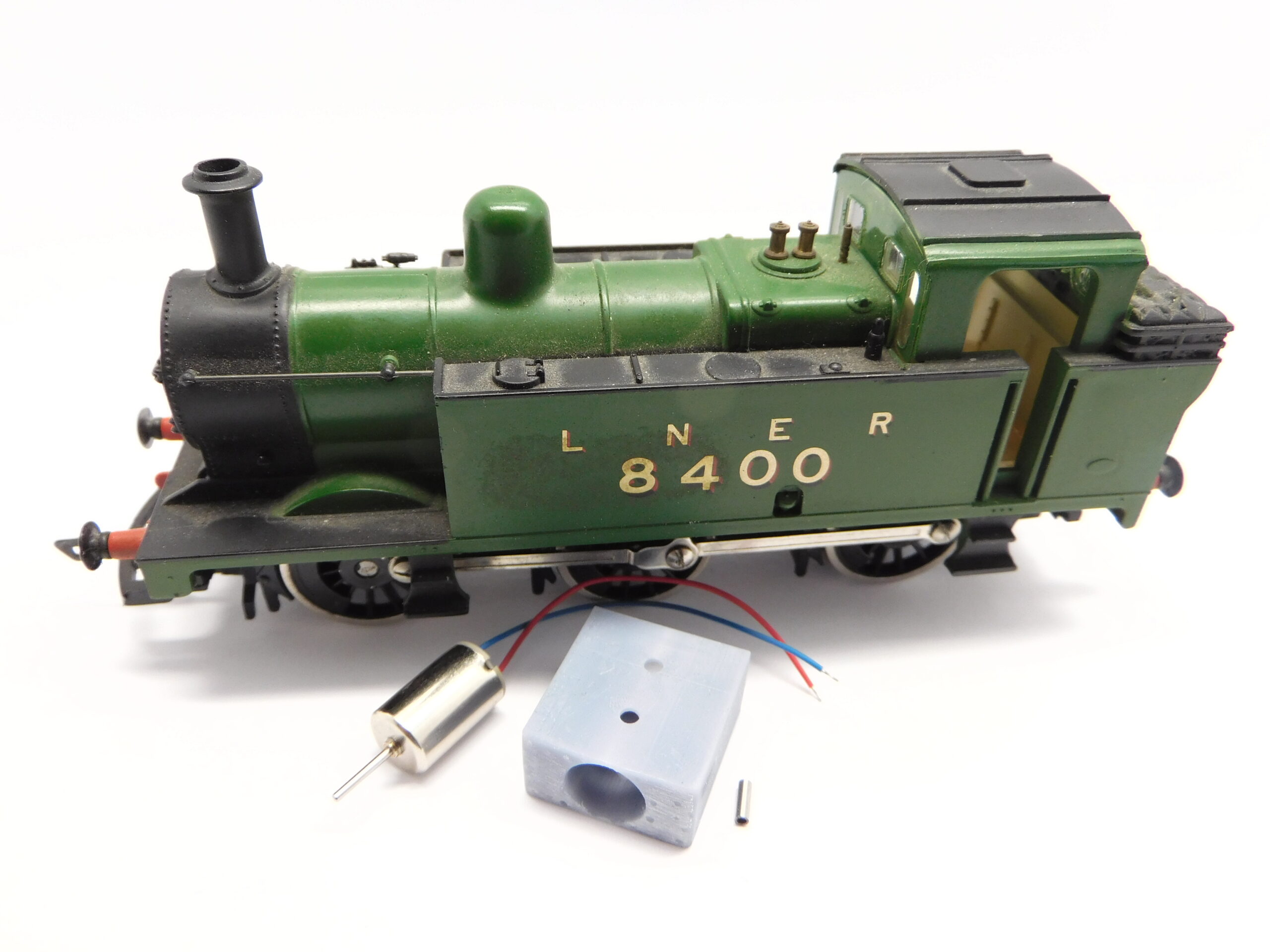 Hornby 0-4-0T Pug, Class 08, Class 0F , Class 3F, Class 4P (Fowler), Class 58, Class 142 , Class 466, Class A1X Terrier, Class B12, Class J13, Class J52, Class J83, Class J94 , GWR 1400, GWR 2721, SR West Country, Thomas the train, Toy Story train