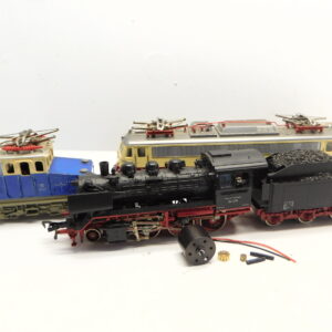 Fleischmann BR 01, 03, 24, 50, 51, 65, 70, 80, 89, 103, 110, 111, 120, 132, 151, 169, 218, 221, 260, 261, 360, 361, 363, E 10, E 44, E 69, MV 9, V 60, V 160, V 200, V 270, VT 798, Nohab, NS 1200, NS Plan V, ?BB Rh 1043, SBB Ae 6/6, SBB Re 4/4, SNCB Reeks 260, SNCB Reeks 5200, SNCF 150, SNCF 68000, SJ Rc 2, BR Warship