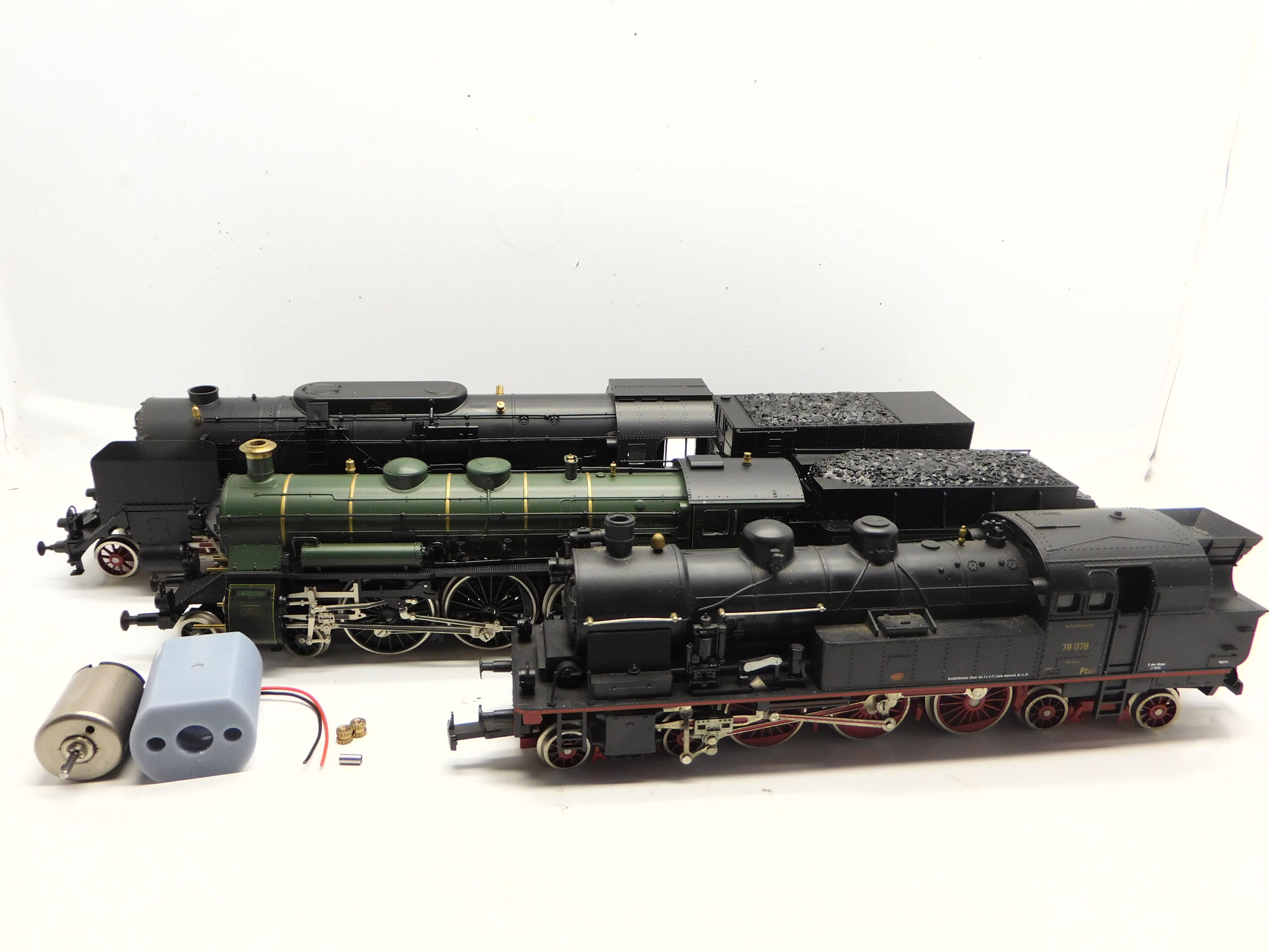 Liliput BR 18.4, S 3/6, DR BR 12, BB? BR 214.10 ?BB T12 006, BR 78