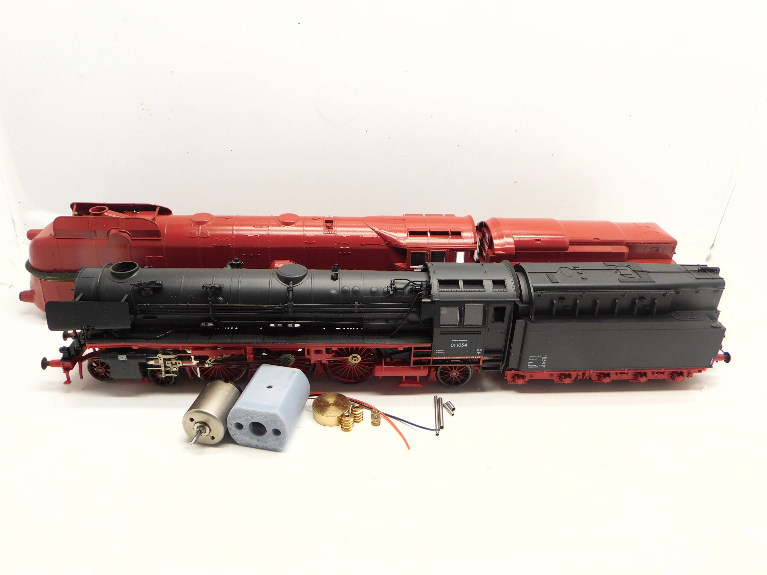 Liliput BR 01.10, BR 05 (Motor with 2 gears), BR 011, BR 012