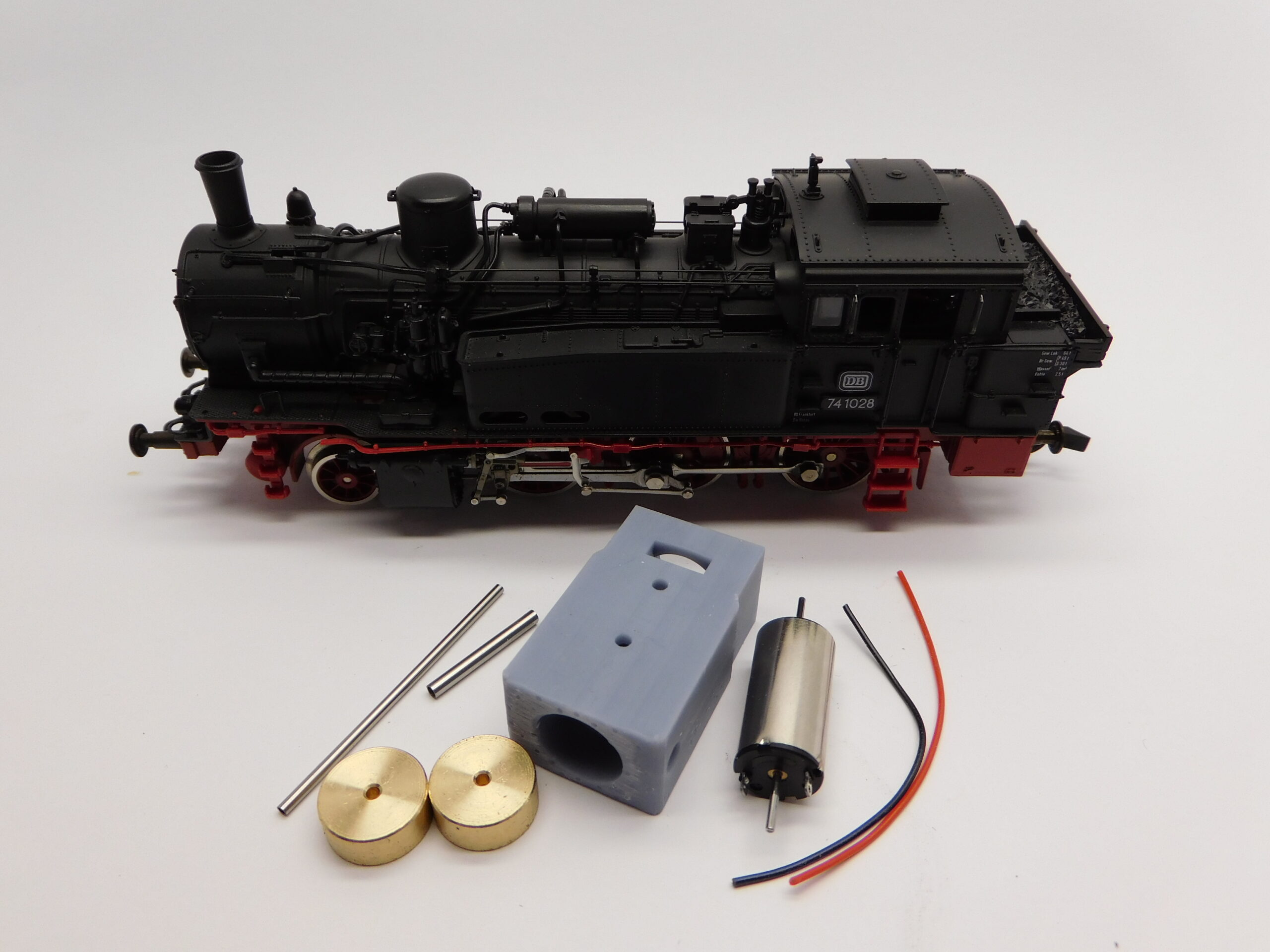 Roco DB, DR, DRG BR 74, KPEV 12, SNCF 130 TC, SNCB Reeks 96, NS 5900 (Old Motor)