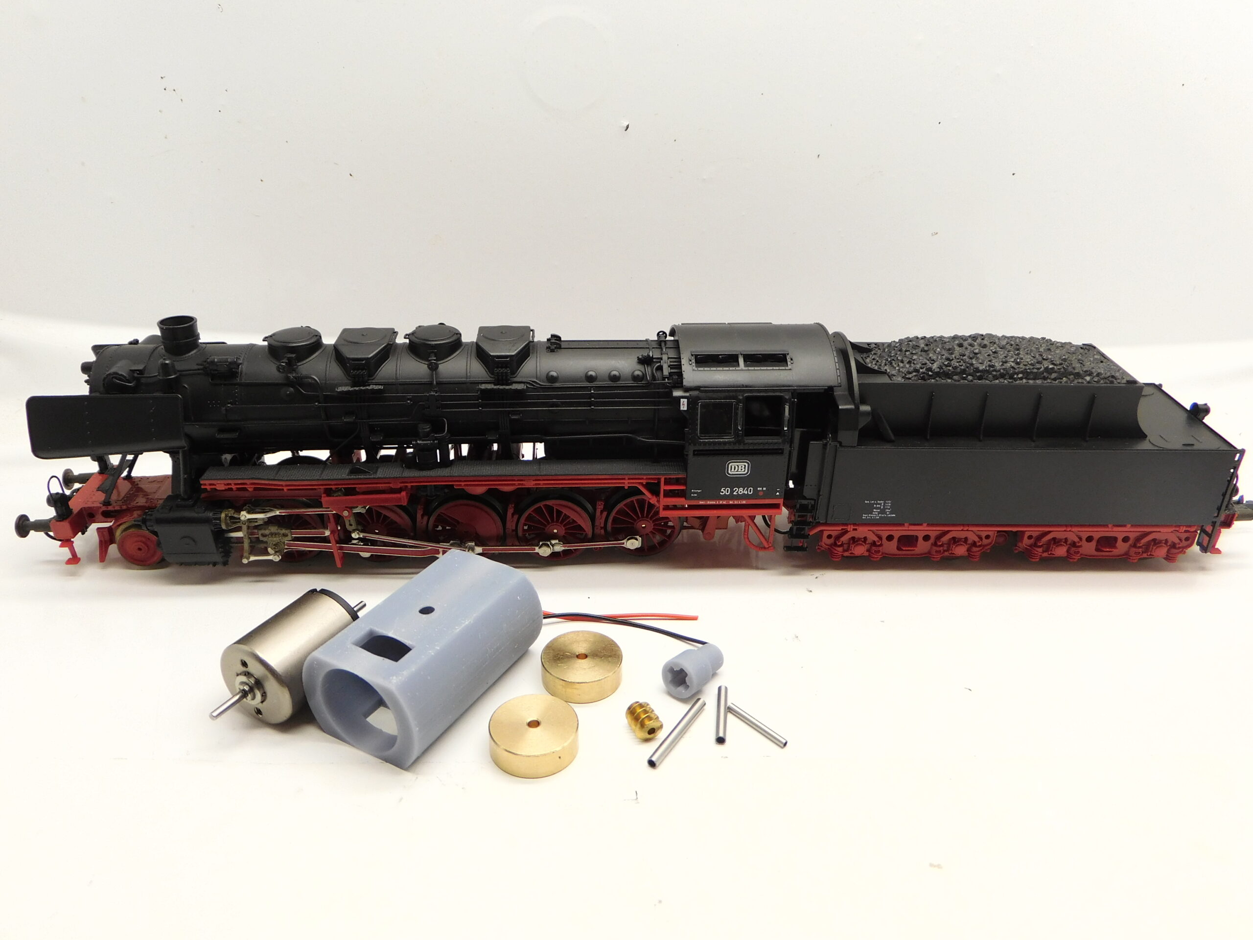 Roco BR 50, DB BR 051, DSB Litra N, NS 4900, SNCB Reeks 25, SNCF 150X, SNCF 150Z
